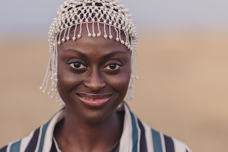 Portraits of an African woman in the field